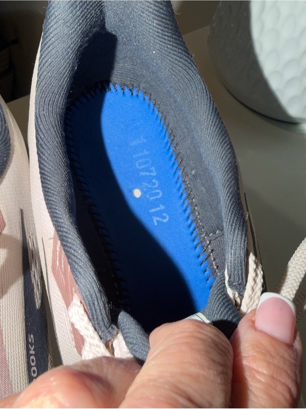 Brooks Women's Running Shoes in Blush Pink with Navy Accents - Picture 5 of 7